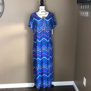 Woman’s Maxi Dress Various Sizes